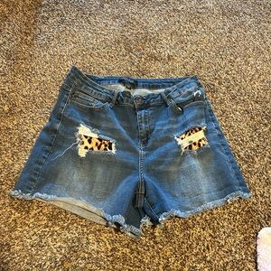 Women's Judy Blue Distressed Denim Shorts.